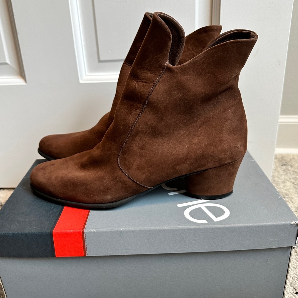 Arche Nubuck Brown Bootie